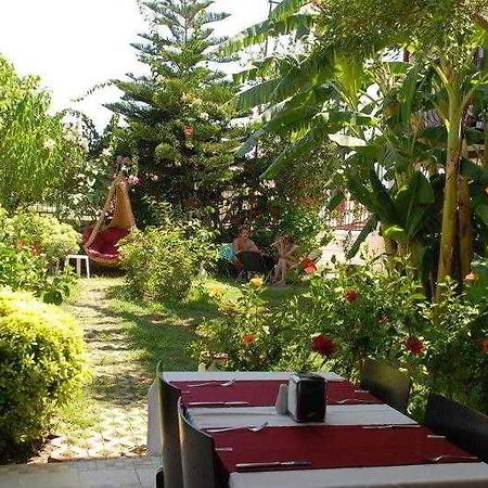 Side Elis Hotel Luaran gambar